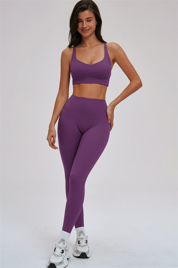 Fitglutes Activewear cross back sports bra and leggings 2-piece set, designed for gym workouts and active fitness activities.