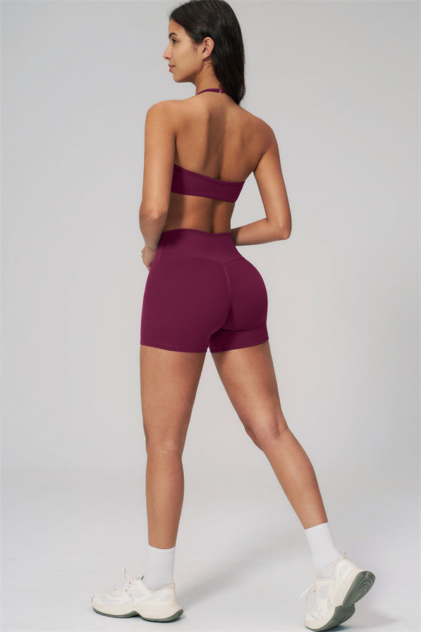 Fitglutes Activewear sports bra and shorts 2-piece set, athletic gymwear with supportive sports bra and matching shorts for workout.