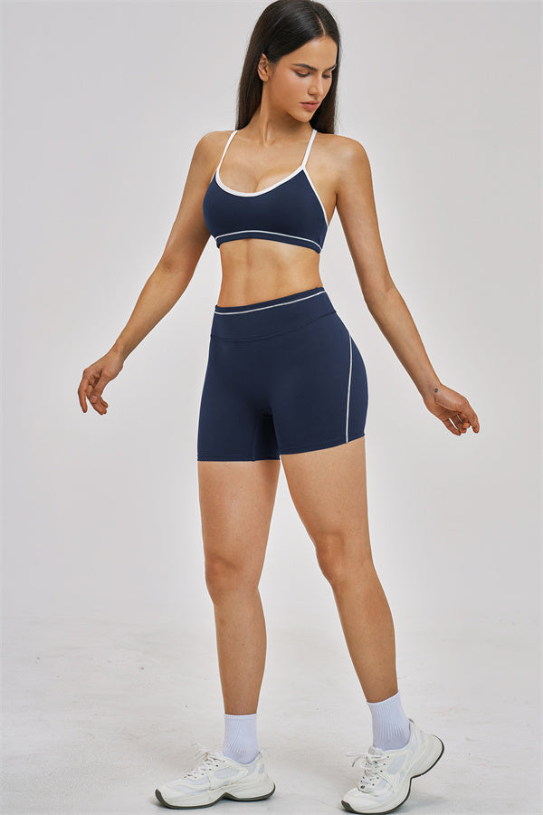 Fitglutes Activewear sports bra and shorts 2-piece set, black gymwear for workout and active exercise.