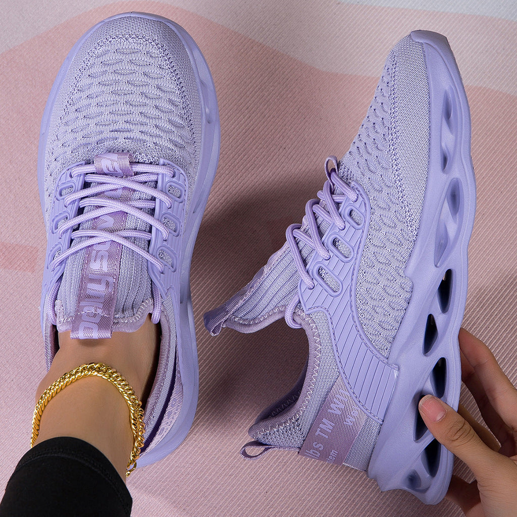 Women’s lightweight casual walking shoes from FitiqueFit with breathable fabric and comfortable sole, ideal for everyday wear.