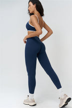 Fitglutes activewear contrast sports bra and leggings 2-piece set, stylish gymwear with supportive fit and vibrant color accents.