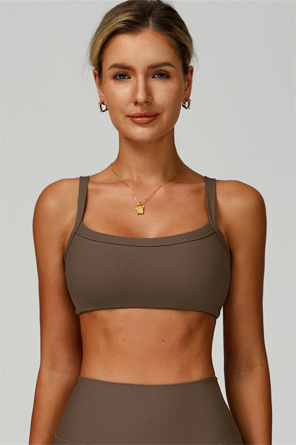 Fitglutes Activewear sports bra, jacket, and leggings 3-piece set, stylish gymwear and workout clothes for women.