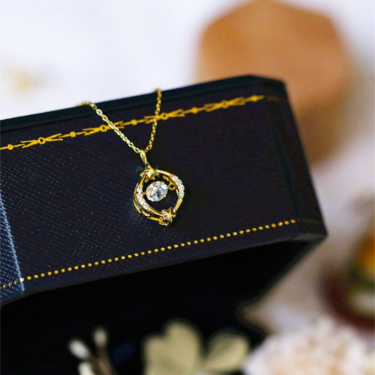 18K gold-plated zircon star circle pendant necklace with delicate chain, featuring sparkling star and circle design.