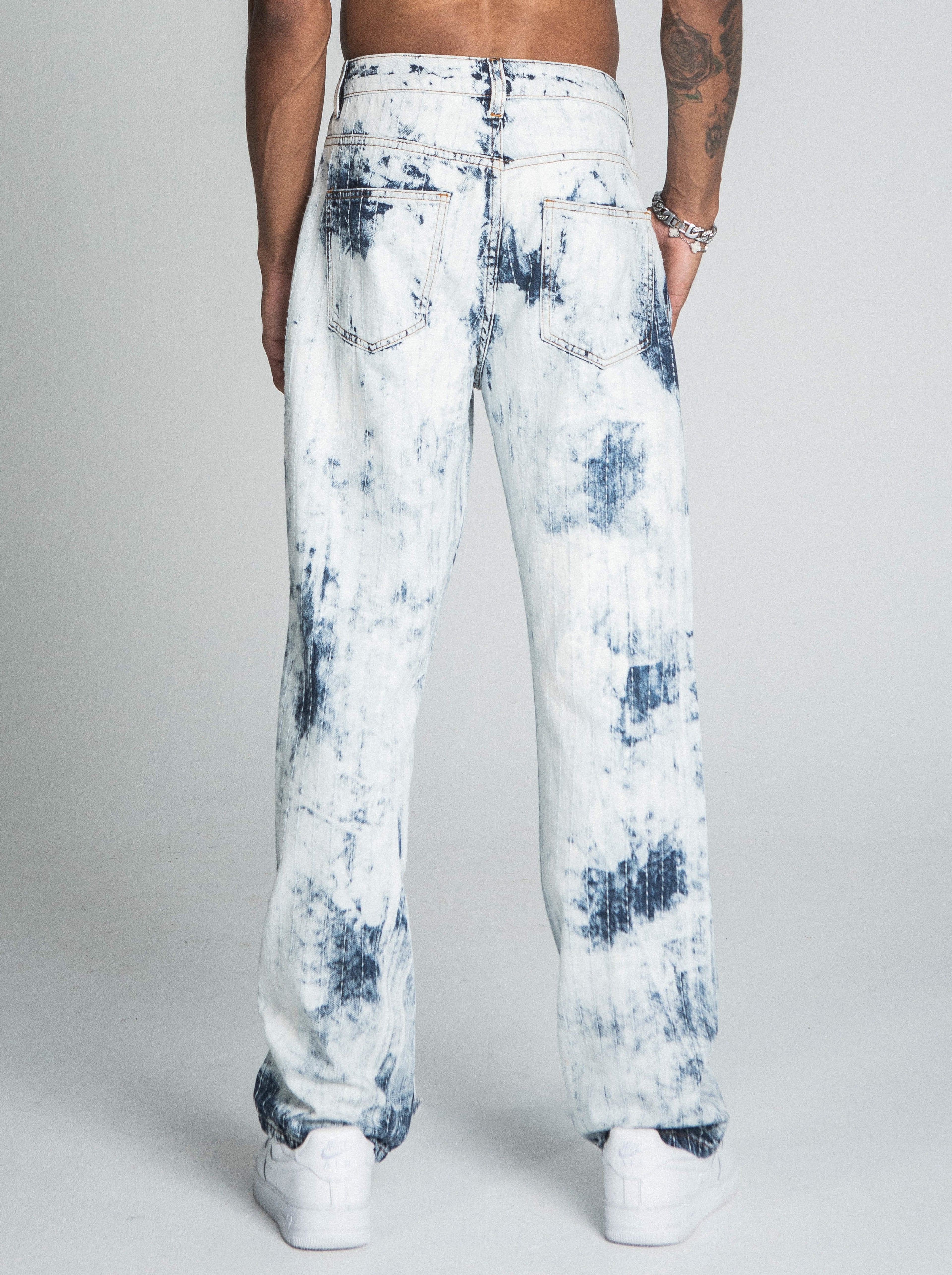 Dark blue and white tie-dye loose jeans from Armor Jeans AJ01L-1 with relaxed fit and casual style.