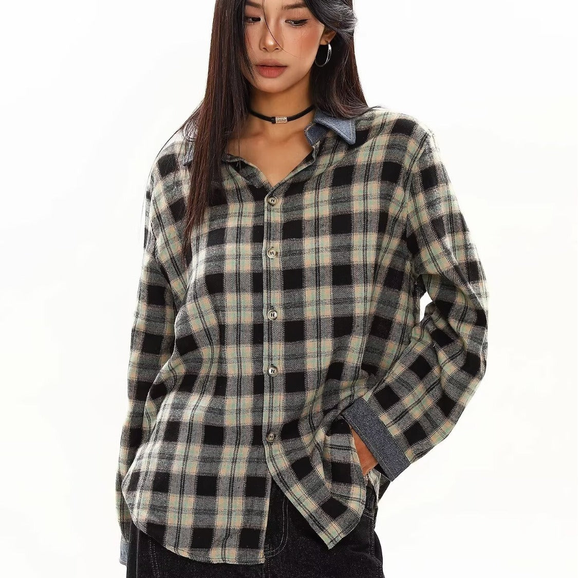 Loose fit plaid long sleeve shirt for men and women by eprolo, shown in a casual, comfortable style with a classic pattern.