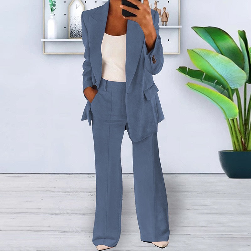 Plush Fashion Hub sophisticated notched collar slim fit blazer, stylish outerwear with tailored fit and classic design.