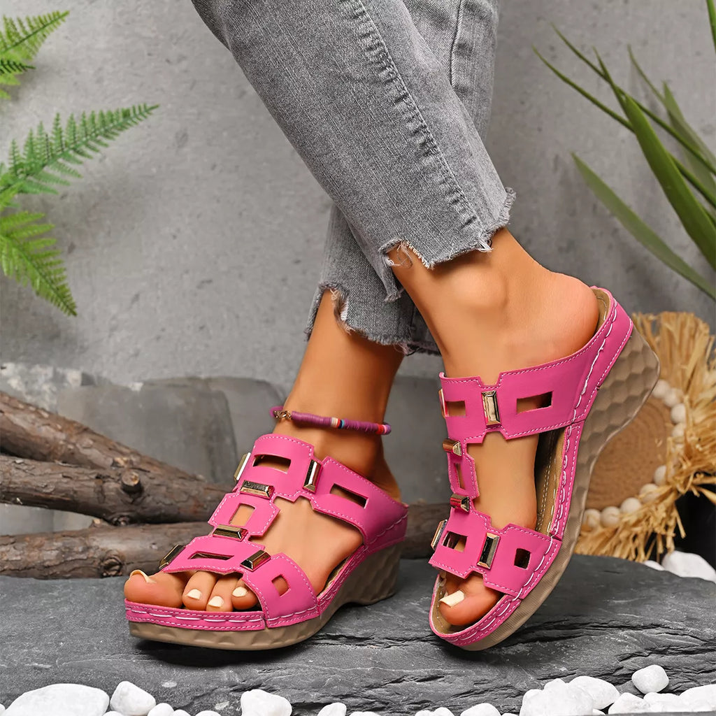 Shopimist open toe wedge sandals with tan leather straps and wooden heel, perfect for summer casual wear.