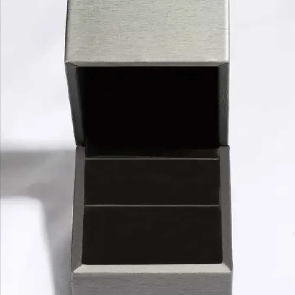 925 sterling silver zircon ring with inlaid stones, featuring a polished band and intricate design.
