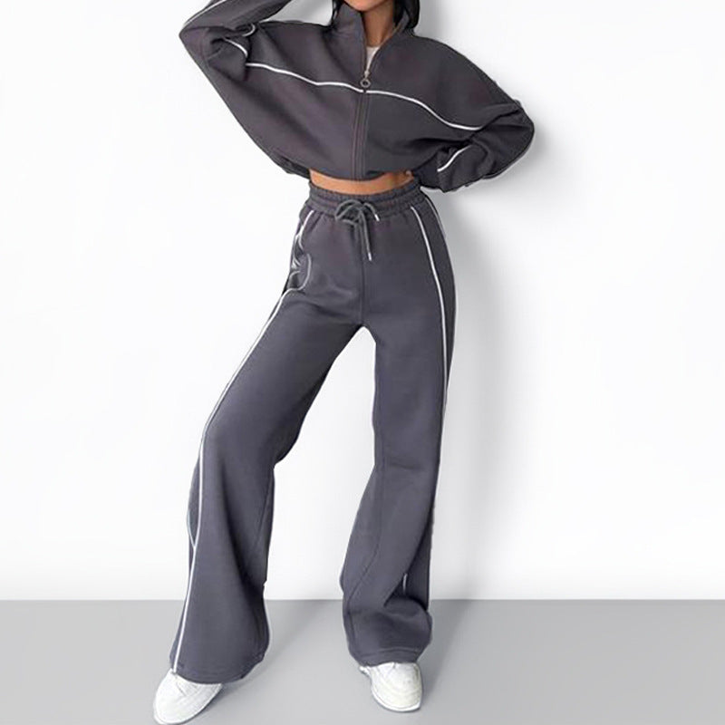 Eprolo relaxed tie-waist hoodie and jogger tracksuit set, two-piece casual athletic wear with drawstring hoodie and matching pants.