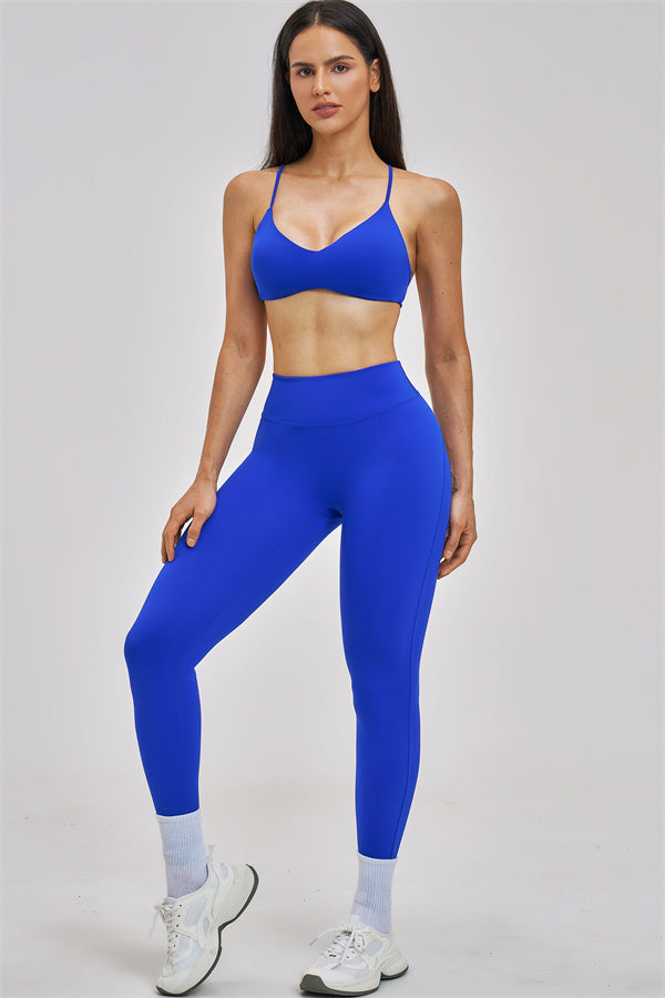 Fitglutes Activewear Zenith sports bra and leggings 2-piece set, black workout gymwear with supportive fit and stylish design.