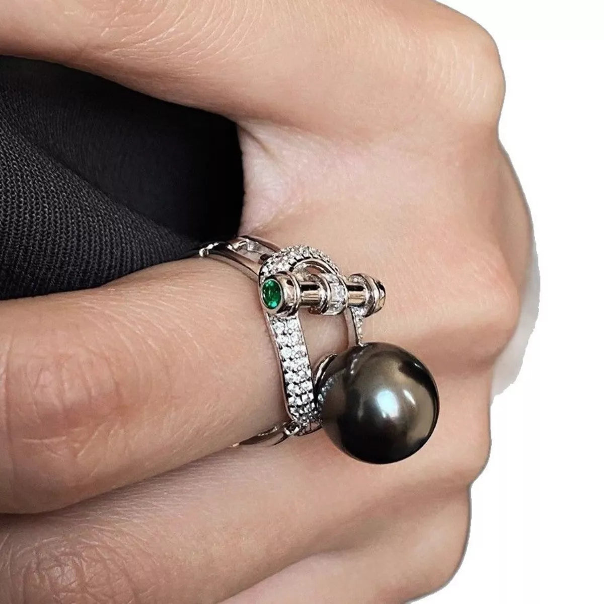 925 sterling silver zircon pearl ring featuring a lustrous pearl and sparkling zircon stones, elegant jewelry accessory.