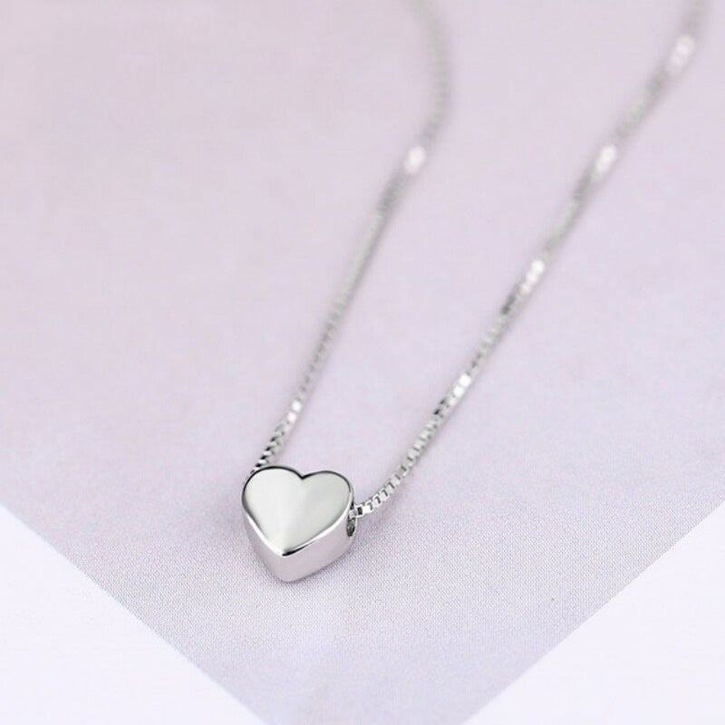 Simple heart-shaped clavicle chain jewelry by LadyShow.Store, featuring a delicate design perfect for stylish neck layering.