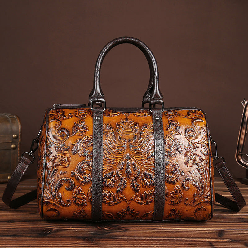 Plush Fashion Hub casual handbag in neutral color with adjustable strap and stylish design, suitable for everyday use.