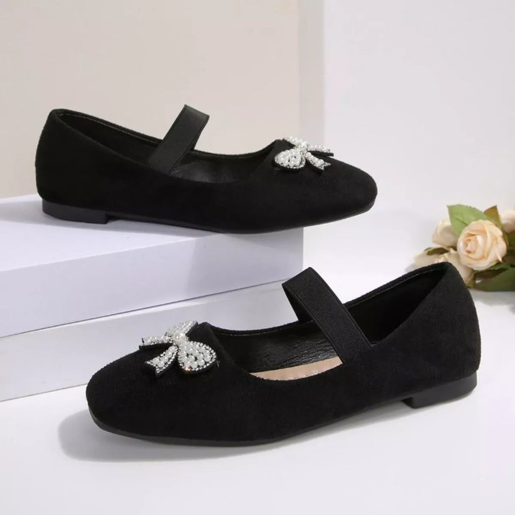 Shopimist square toe flats slip-ons with a sleek design, featuring a comfortable fit and stylish square toe shape.