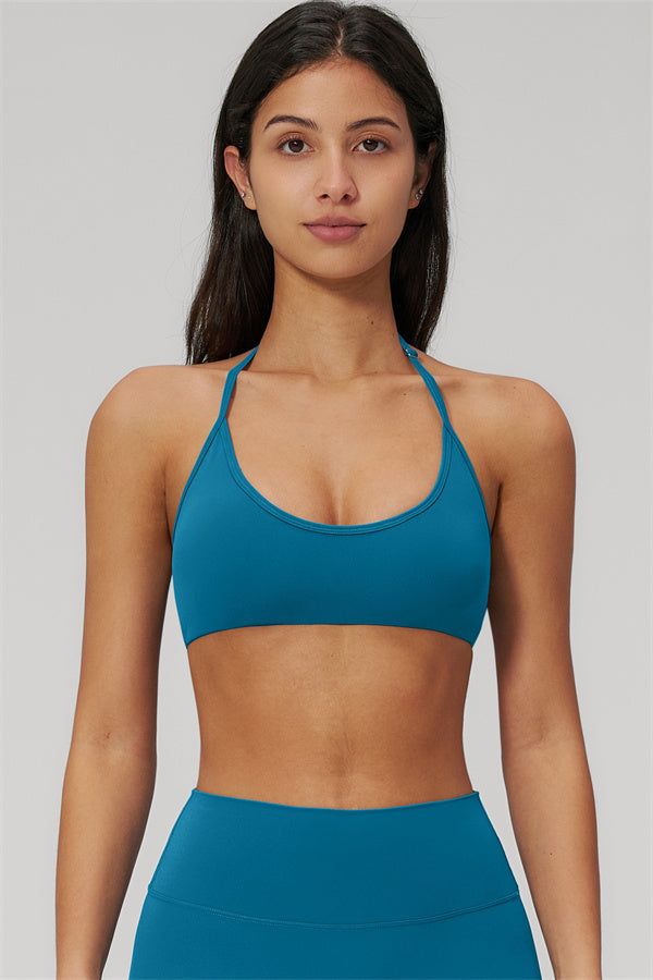 Fitglutes Activewear sports bra and shorts 2-piece set for workouts, featuring a supportive sports bra and matching gym shorts.