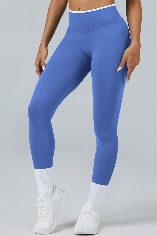 Fitglutes Activewear long sleeve crop top and leggings 2-piece set, stylish gymwear and sportswear for workout and active lifestyles.