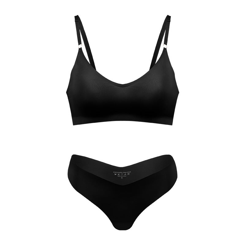 Large size women's V-neck underwear set by eprolo, seamless no steel ring briefs for comfortable everyday wear.