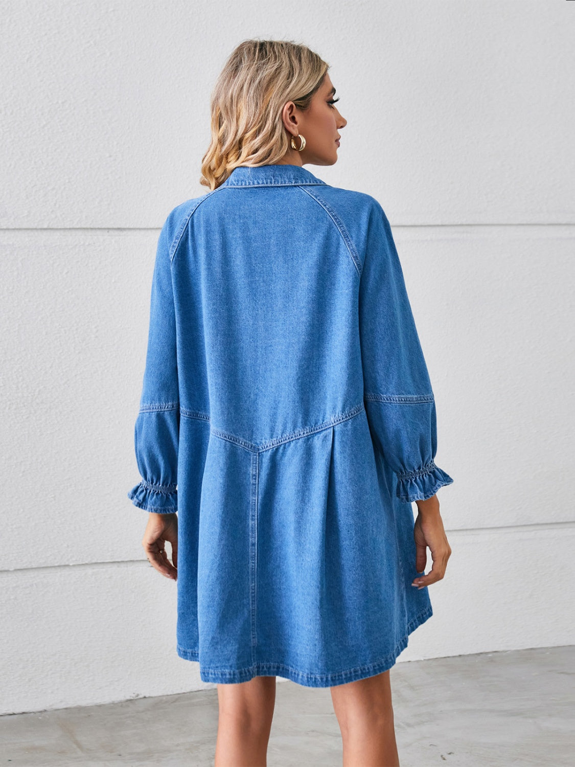 VYSN button-up mini denim dress with flounce sleeves, featuring a fitted bodice and casual style perfect for everyday wear.