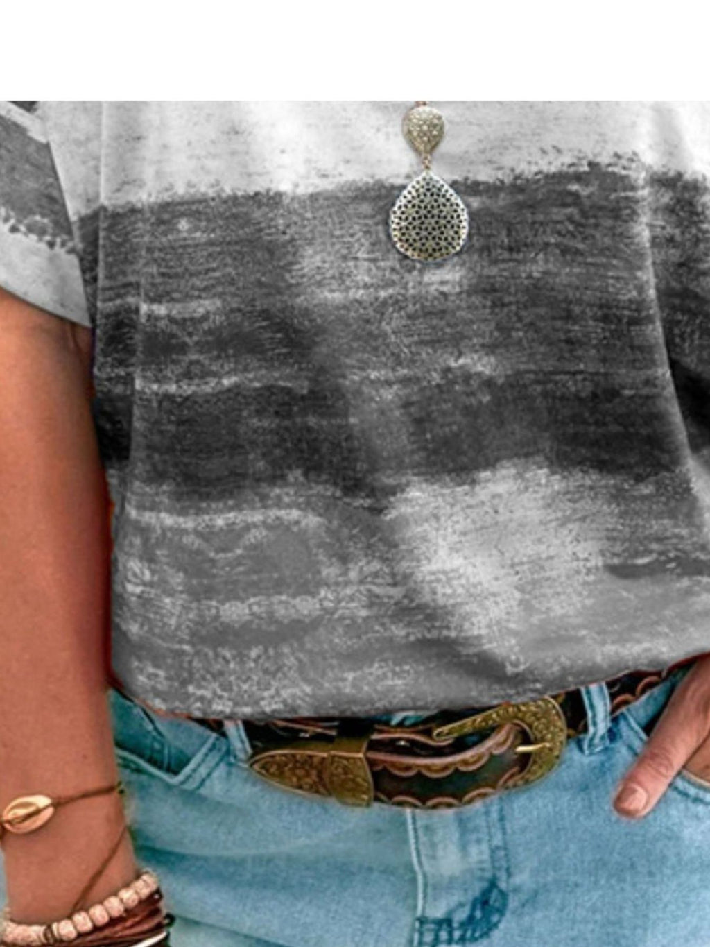 Women's casual contrast round neck short sleeve T-shirt by Trendsi, featuring a relaxed fit and stylish design.