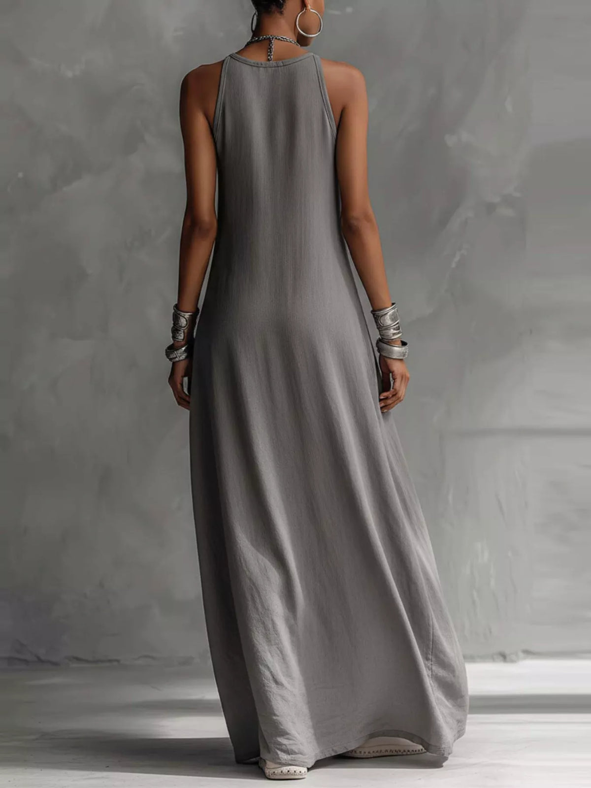 Two-tone sleeveless maxi dress by Plush Fashion Hub, elegant casual floor-length summer gown with a stylish design.