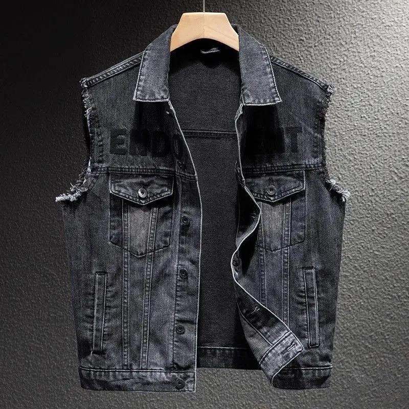 Eprolo waistcoat for autumn fashion, stylish gilet with button details and layered design, ideal for fall outfits.