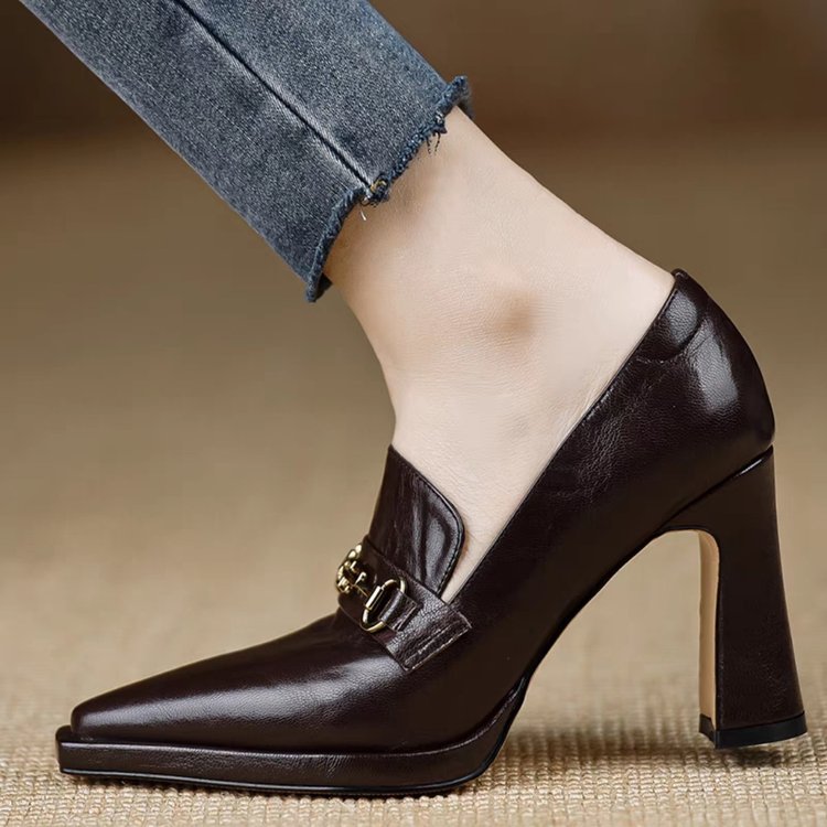 Women's retro chunky heel pointed toe pumps by FitiqueFit, slip-on office footwear with stylish design and sturdy heels.