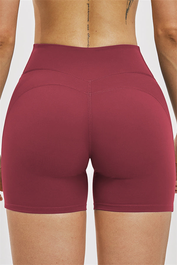 Fitglutes Activewear Zenith T-shirt and shorts 2-piece set, gym and workout clothes, casual sportswear for active wear.
