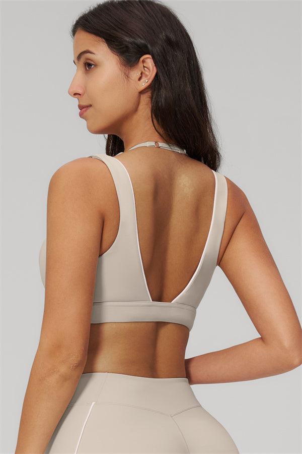 Fitglutes Activewear Clarity Contour Line sports bra and leggings 2-piece set, featuring sleek contour lines and breathable fabric design.