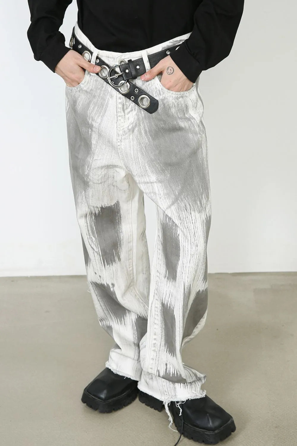 Men's contrast loose denim jeans by Trendsi, featuring a relaxed fit and stylish design, shown on a model.