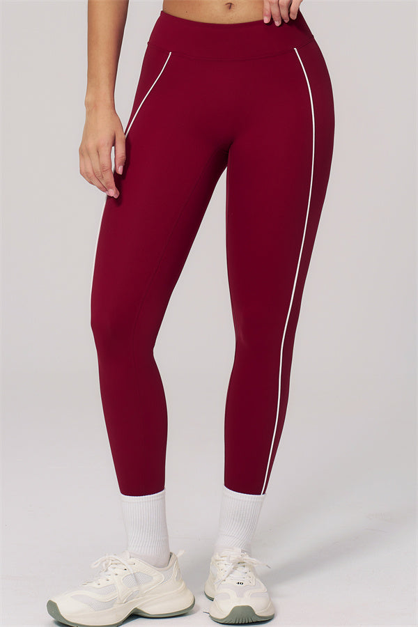 Fitglutes Activewear Clarity Contour Line sports bra and leggings 2-piece set, featuring sleek contour design and comfortable gymwear fit.