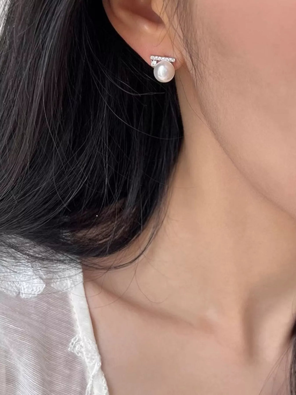 Shopimist zircon pearl stud earrings featuring shimmering pearls set in silver, perfect for elegant everyday wear.