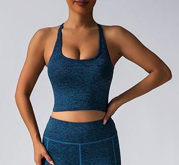 FitiqueFit athletic sports bra designed for running and activewear, featuring a supportive fit and breathable fabric.