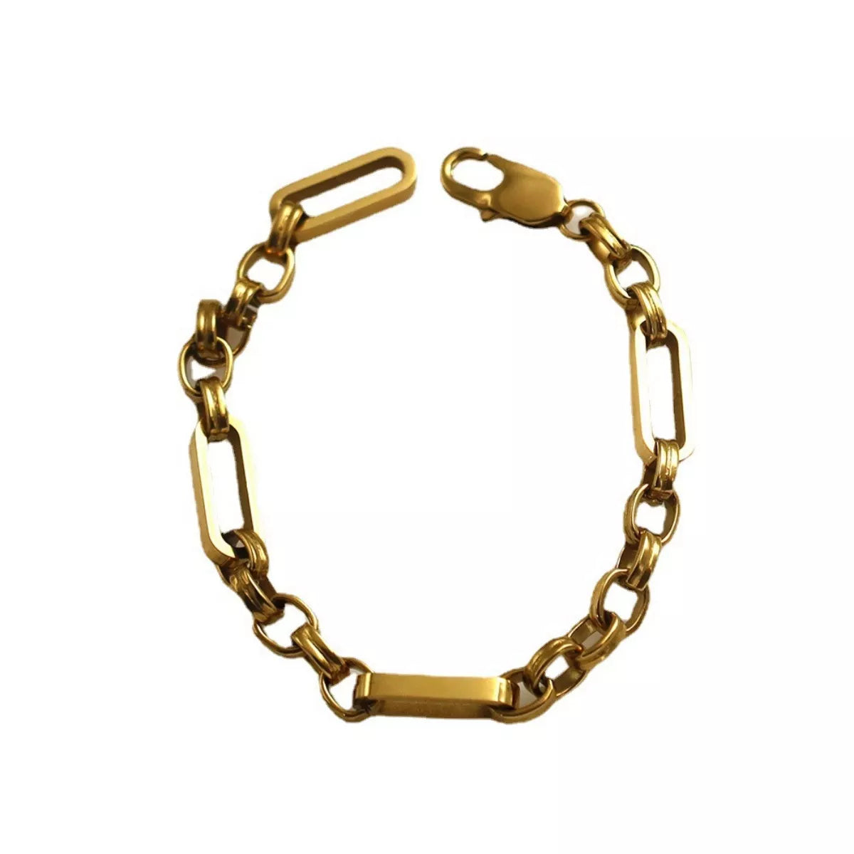 18K gold-plated chunky chain link bracelet with bold, interconnected links for a stylish jewelry accessory.