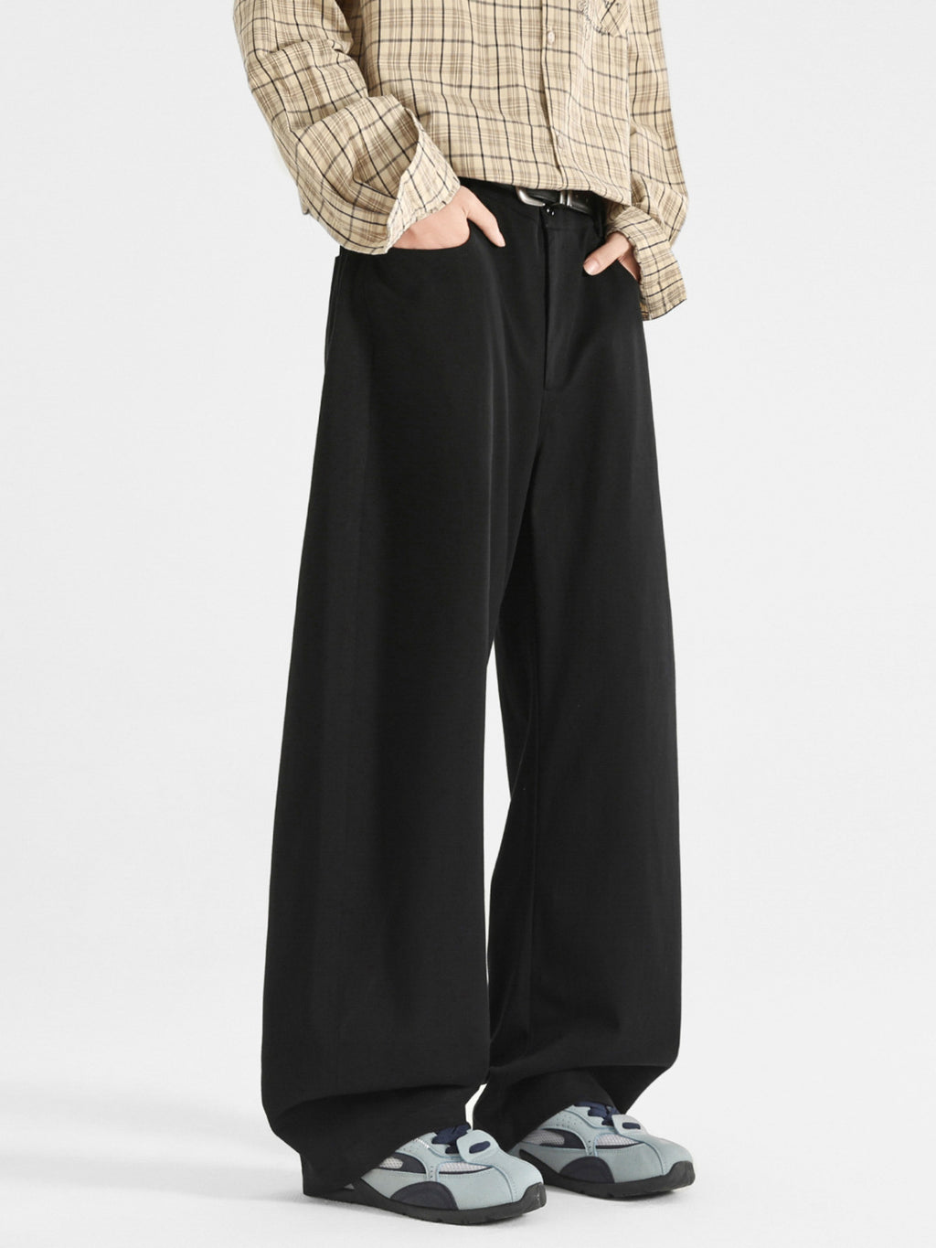 Men's wide-leg casual comfort pants by Trendsi, relaxed fit stretch trousers with a stylish, comfortable design.