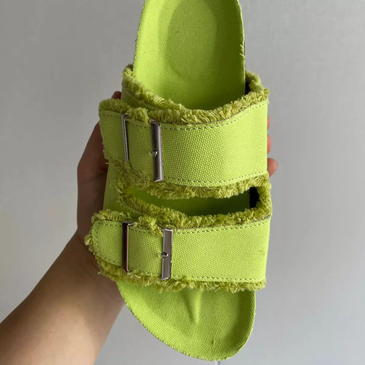 Shopimist frayed edge buckle sandals with stylish straps and buckle detail, perfect for casual summer wear.