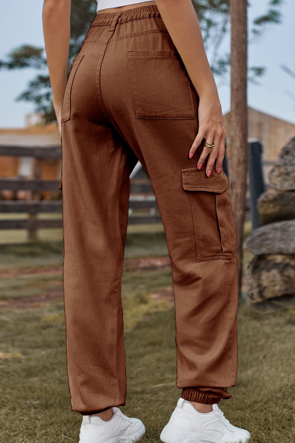 Dark blue Plush Fashion Shop denim jeans with a front pocket and classic straight-leg fit.