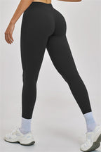 Fitglutes Activewear Zenith sports bra and leggings 2-piece set, black athletic gymwear designed for workouts and active lifestyle.