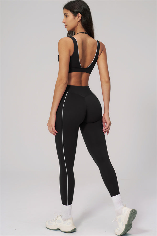 Fitglutes Activewear Clarity Contour Line sports bra and leggings 2-piece set, featuring sleek contour details for workout comfort.