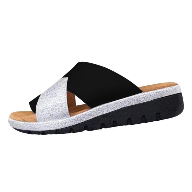 Plush Fashion Hub women's solid color toe beach slippers and summer outdoor sandals, featuring comfortable slip-on design.
