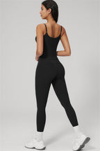 Fitglutes Activewear Rapture tank top and leggings 2-piece set, sporty gymwear with comfortable fit for workout and active wear.
