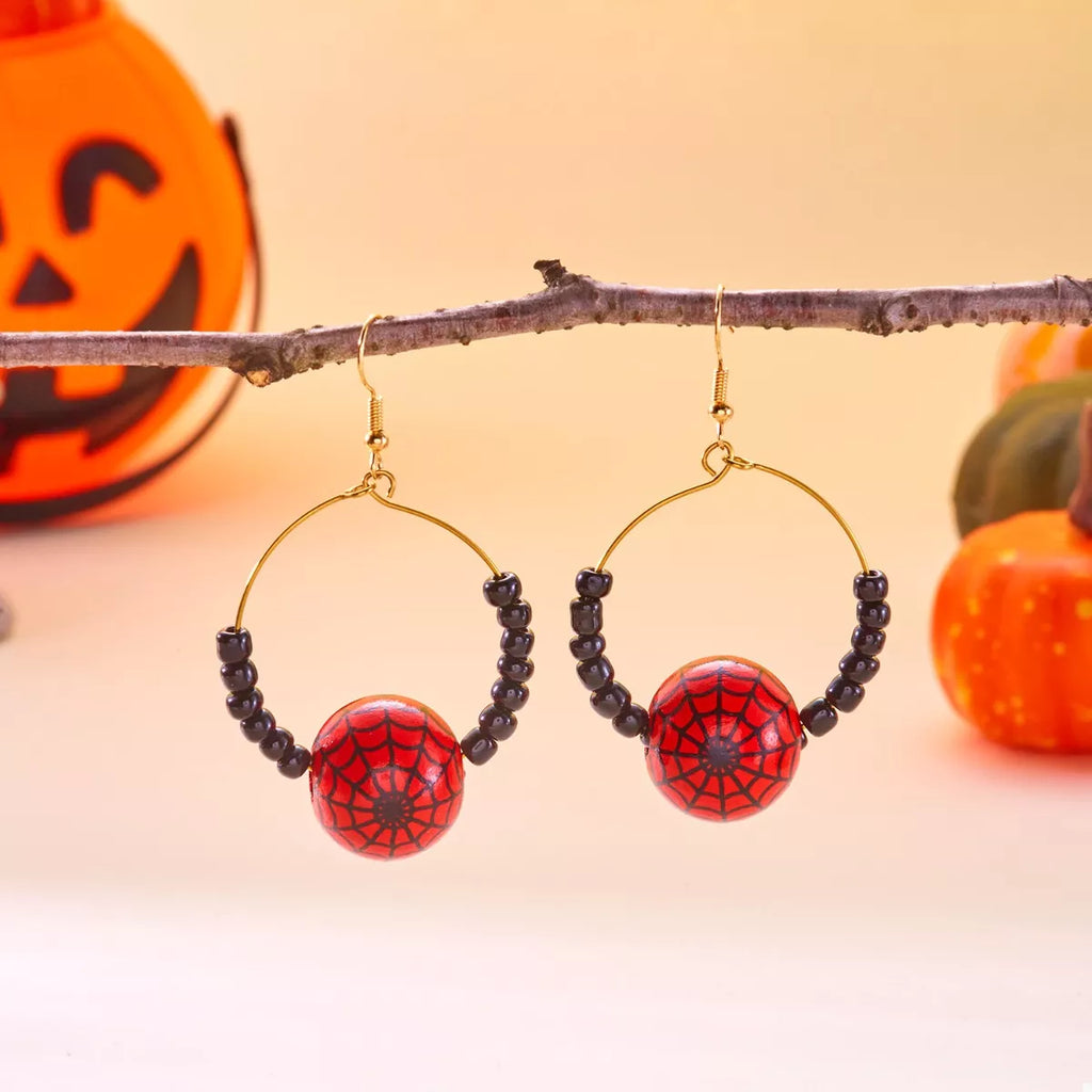 18K gold-plated Halloween bead earrings featuring festive orange and black beads with silver accents, stylish jewelry for Halloween.