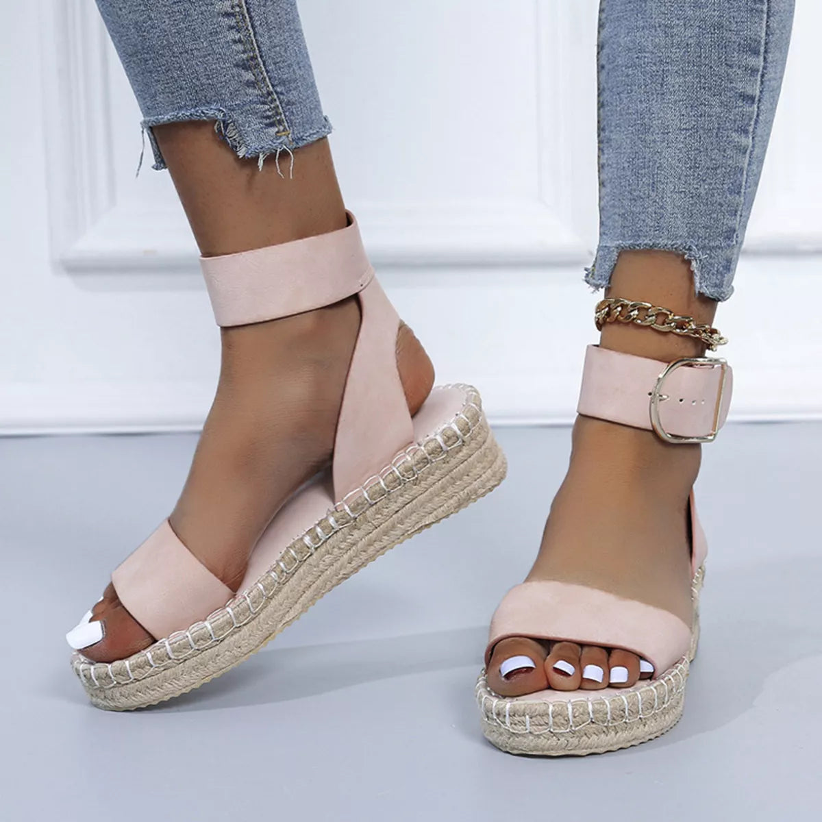 Shopimist open toe openwork sandals featuring stylish cutout design and comfortable flat soles, perfect for casual summer wear.