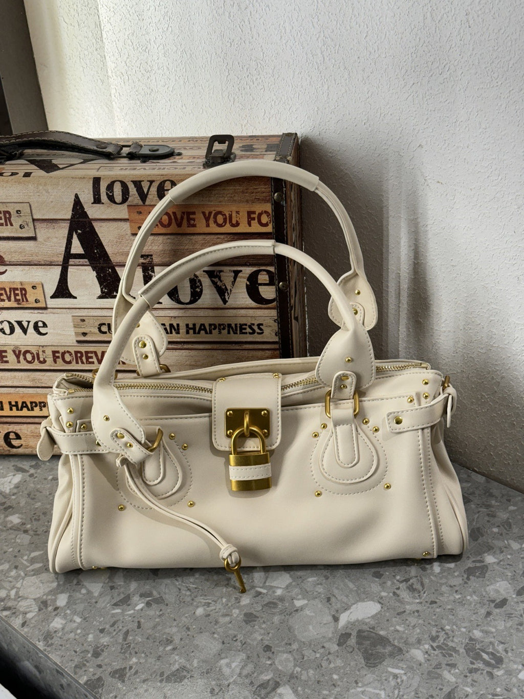 Vintage Distressed Padlock Bag Fashionable Handheld Crossbody Bag for Women