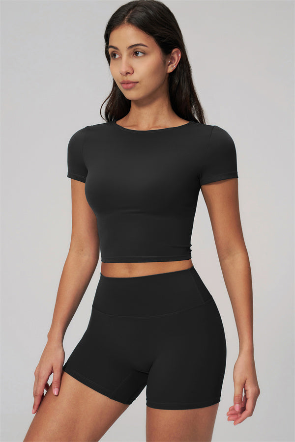 Fitglutes Activewear Rapture T-shirt and shorts 2-piece set, stylish gymwear and sportswear for workout or active lifestyle.