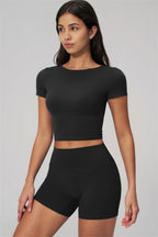Fitglutes Activewear Rapture T-shirt and shorts 2-piece set, stylish gymwear and sportswear for workout or active lifestyle.