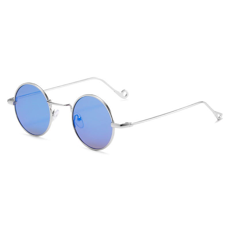 Retro round gothic steampunk sunglasses by Plush Fashion Hub with brass-tone frames and dark tinted lenses.