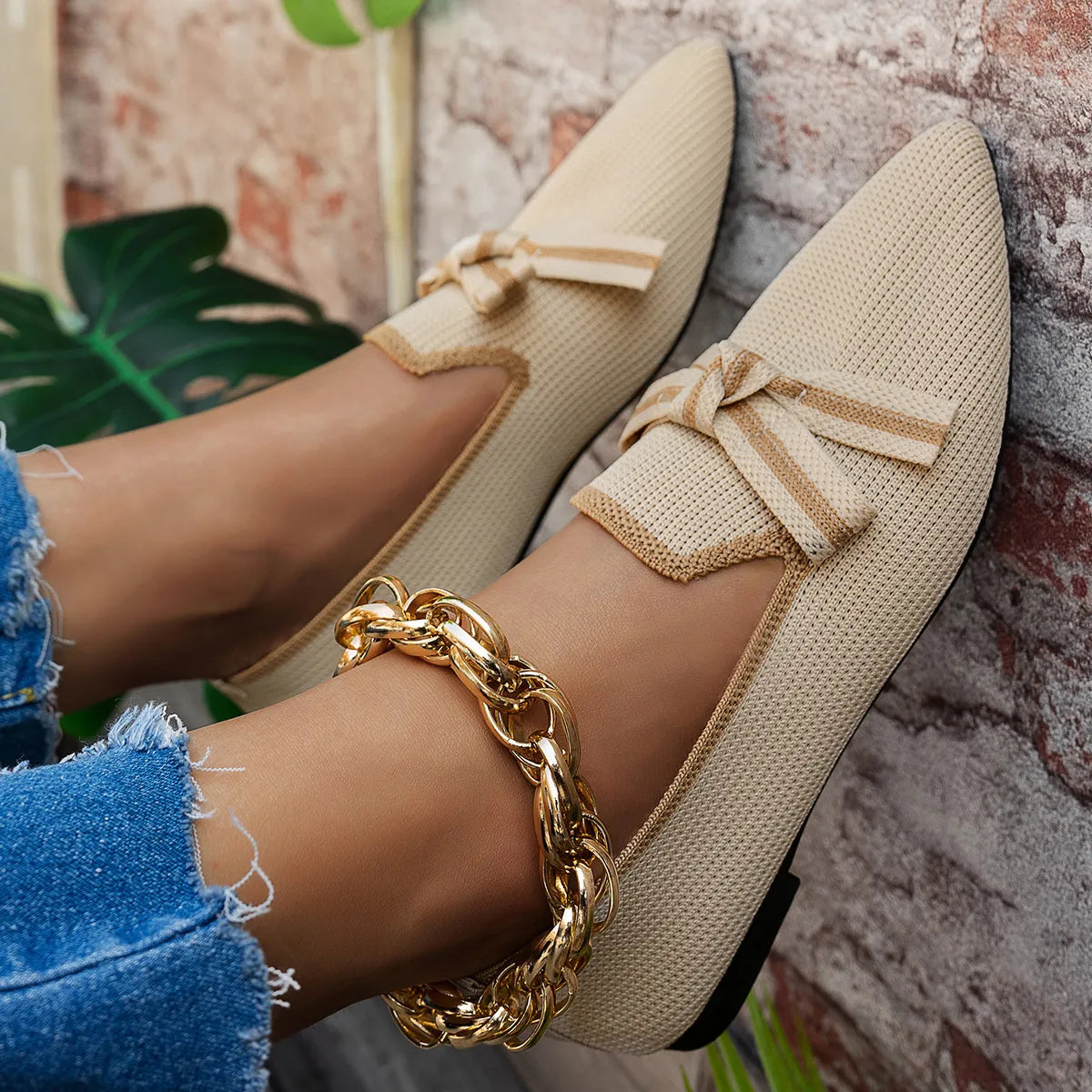 Shopimist point toe flats slip-ons with sleek design, featuring a smooth upper and comfortable flat sole for stylish everyday wear.