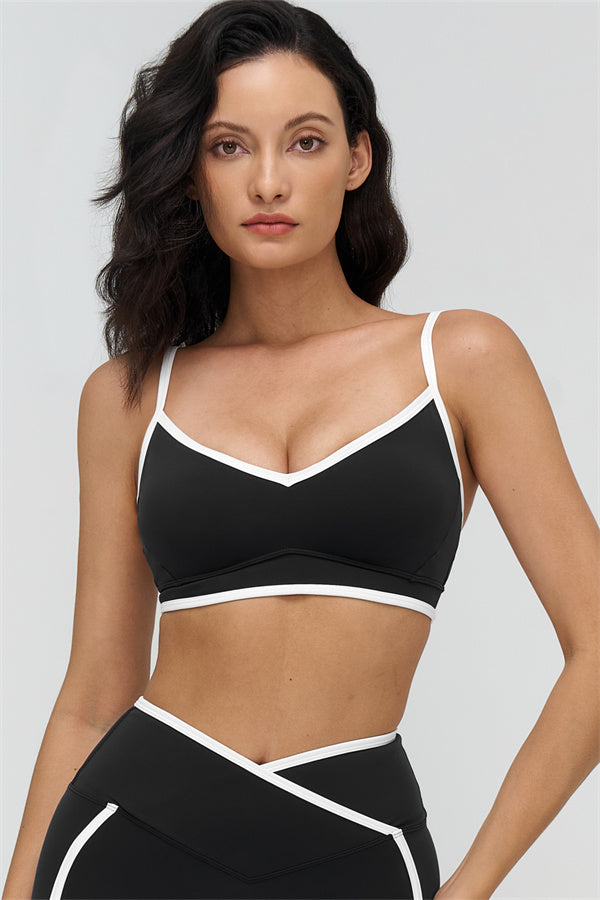 Fitglutes Activewear sports bra and leggings 2-piece set with contrasting design, ideal for gym and workout sessions.