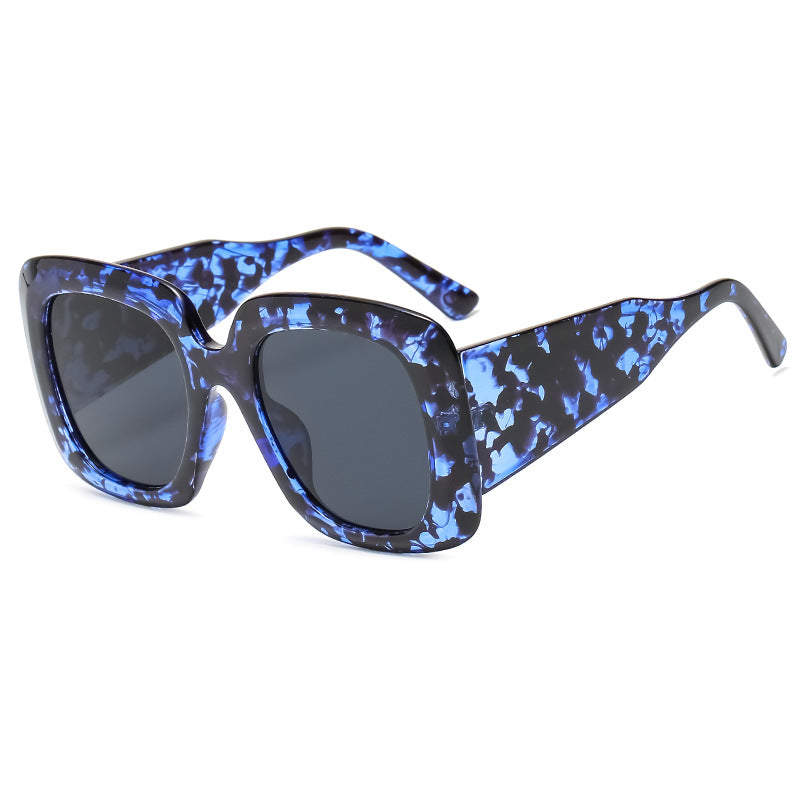 Retro outdoor UV400 sunglasses by Plush Fashion Hub in five bold colorways, featuring classic shapes and tinted lenses.