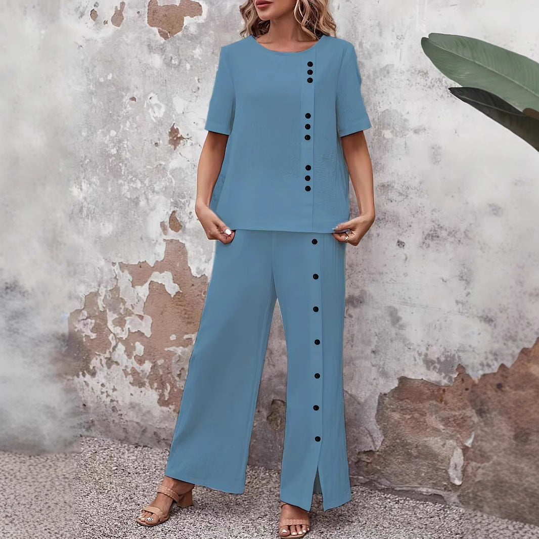 Women’s linen casualwear set from Plush Fashion Hub featuring a button-up top and loose fit two-piece linen outfit.